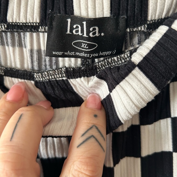 Dressed in LALA, Lex Ribbed Playsuit, Size XL - Picture 6 of 7